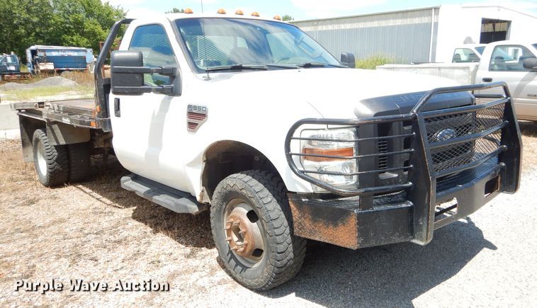 image for item FC9752 2008 Ford F350 Super Duty XL bale bed pickup truck