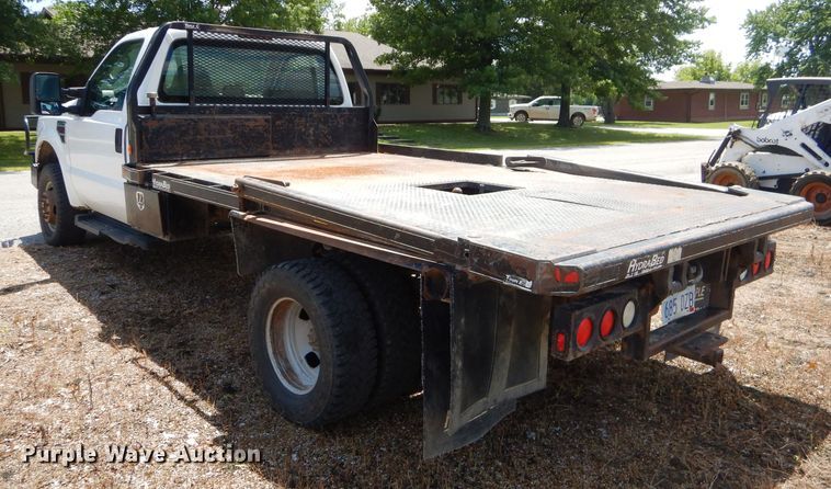 image for item FC9752 2008 Ford F350 Super Duty XL bale bed pickup truck