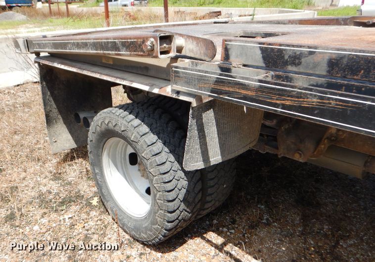 image for item FC9752 2008 Ford F350 Super Duty XL bale bed pickup truck