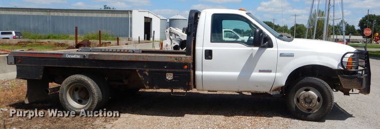 image for item FC9753 2005 Ford F350 Super Duty XL bale bed pickup truck