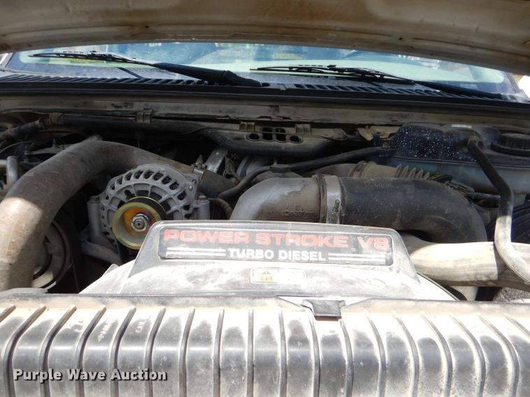 image for item FC9753 2005 Ford F350 Super Duty XL bale bed pickup truck