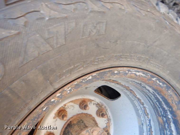 image for item FC9753 2005 Ford F350 Super Duty XL bale bed pickup truck