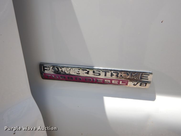 image for item FC9753 2005 Ford F350 Super Duty XL bale bed pickup truck