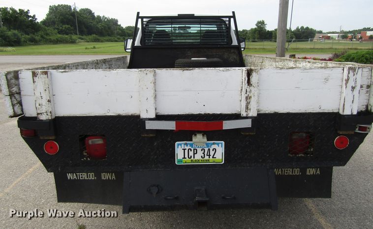 image for item FD9251 1999 Ford F350 Super Duty flatbed pickup truck