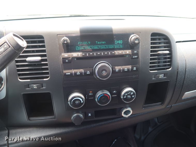 image for item FE9724 2010 Chevrolet Silverado 1500 LT Ext. Cab pickup truck