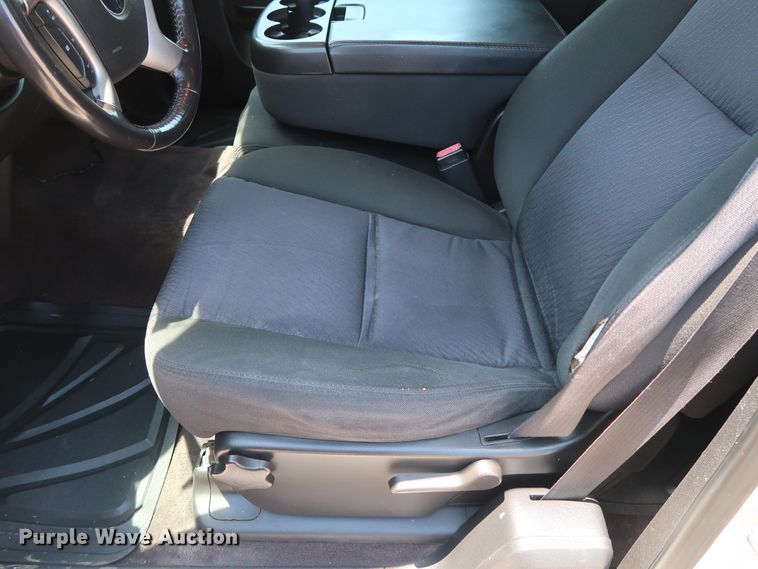 image for item FE9724 2010 Chevrolet Silverado 1500 LT Ext. Cab pickup truck