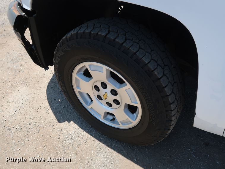 image for item FE9724 2010 Chevrolet Silverado 1500 LT Ext. Cab pickup truck