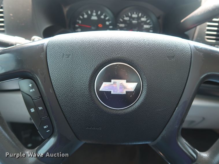 image for item FE9725 2007 Chevrolet Silverado 1500 pickup truck