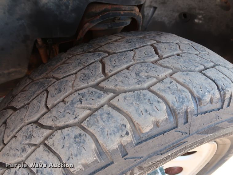 image for item FE9725 2007 Chevrolet Silverado 1500 pickup truck