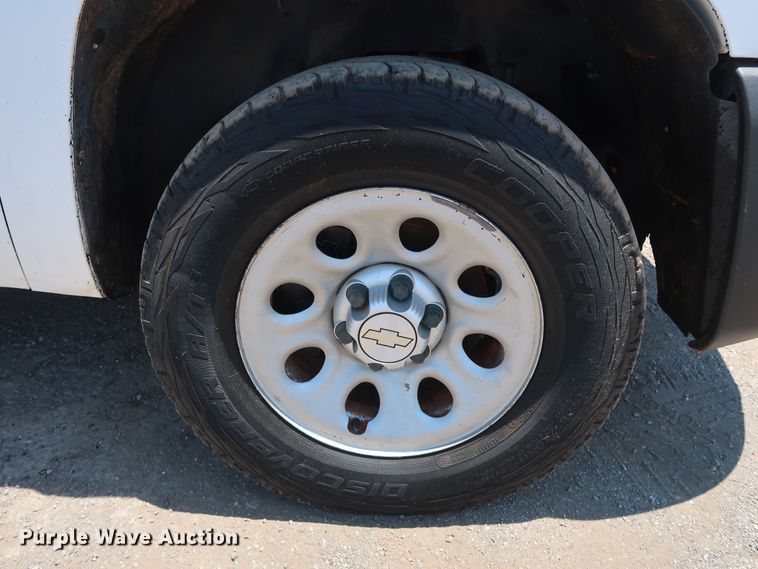 image for item FE9725 2007 Chevrolet Silverado 1500 pickup truck