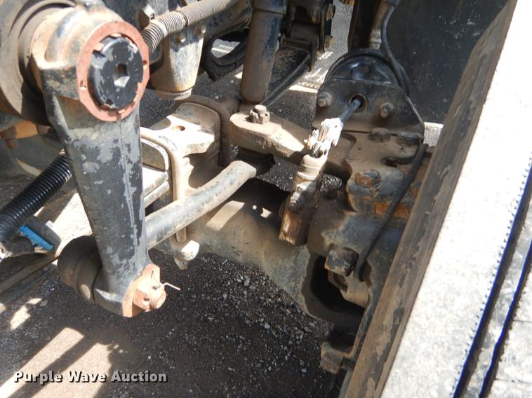 image for item FH9416 2006 International 7400 digger derrick truck