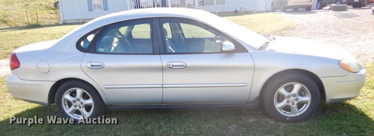 image for item FI9926 2003 Ford Taurus