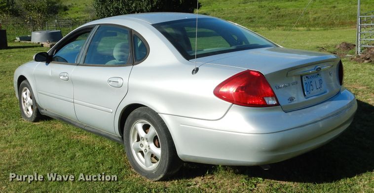 image for item FI9926 2003 Ford Taurus