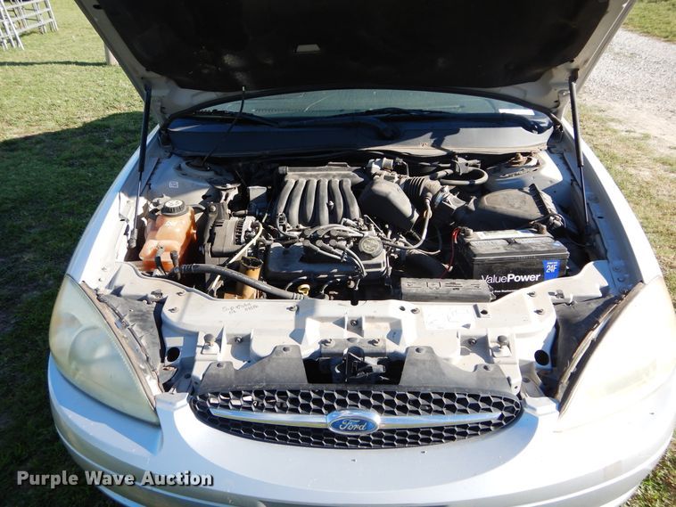 image for item FI9926 2003 Ford Taurus