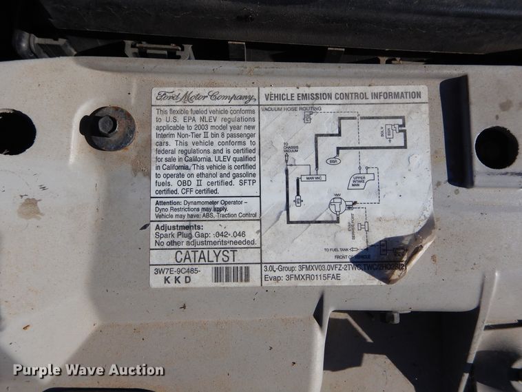 image for item FI9926 2003 Ford Taurus