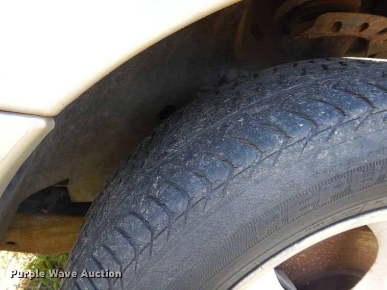 image for item FI9926 2003 Ford Taurus