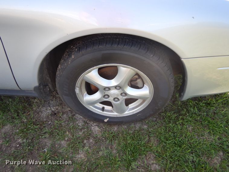 image for item FI9926 2003 Ford Taurus