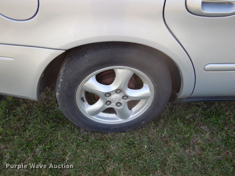 image for item FI9926 2003 Ford Taurus