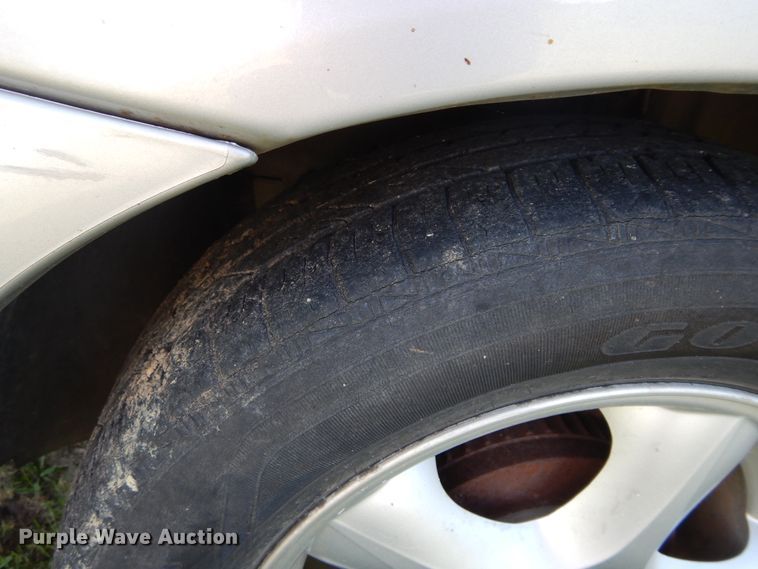 image for item FI9926 2003 Ford Taurus