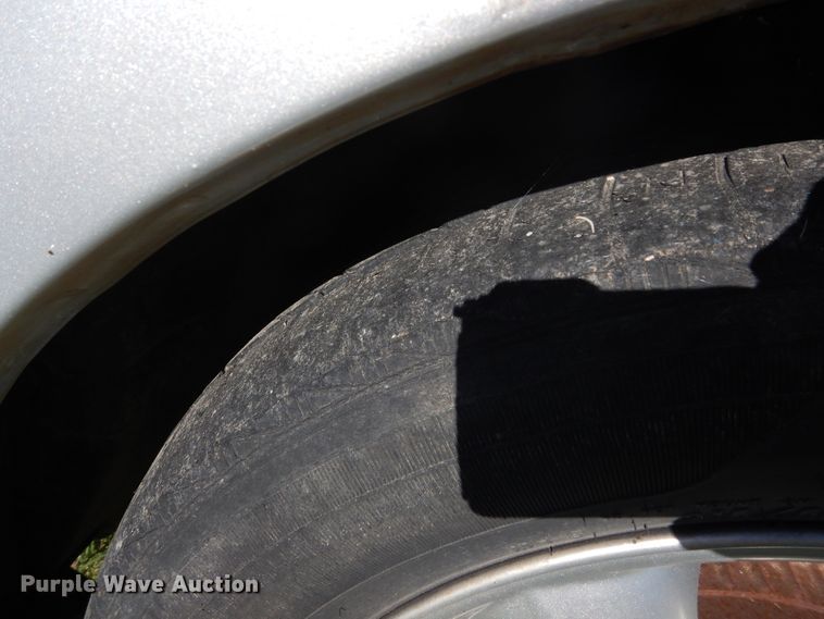 image for item FI9926 2003 Ford Taurus