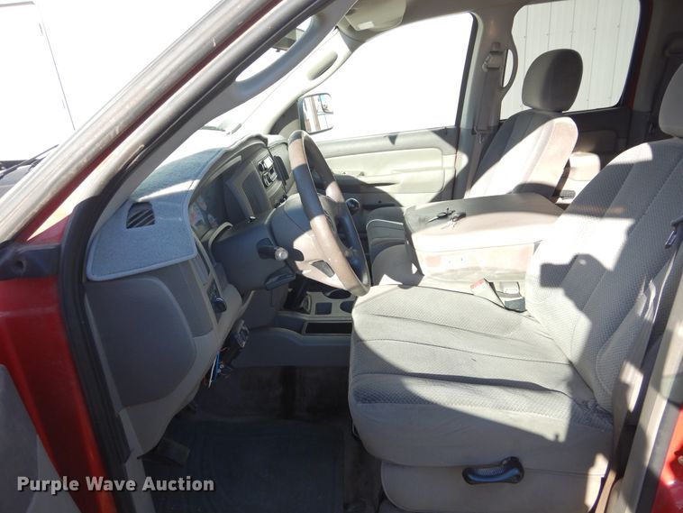 image for item FI9929 2003 Dodge Ram 2500 Quad Cab flatbed pickup truck