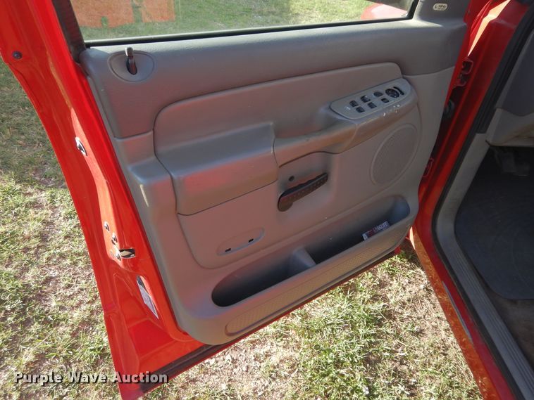 image for item FI9929 2003 Dodge Ram 2500 Quad Cab flatbed pickup truck