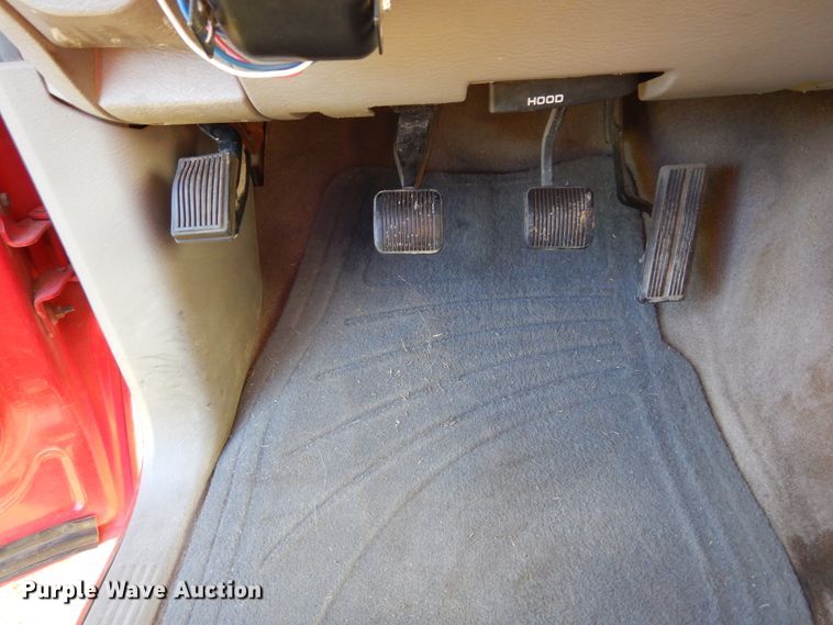 image for item FI9929 2003 Dodge Ram 2500 Quad Cab flatbed pickup truck