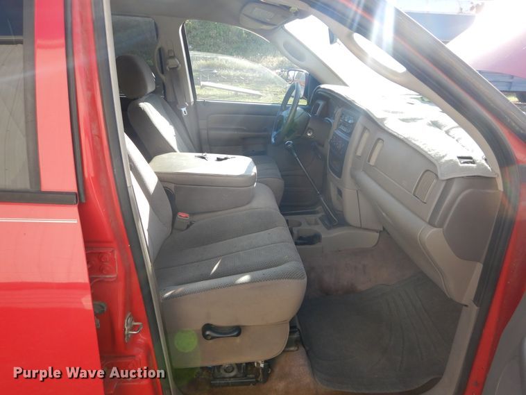 image for item FI9929 2003 Dodge Ram 2500 Quad Cab flatbed pickup truck