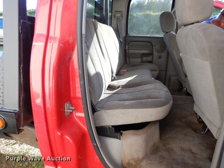 image for item FI9929 2003 Dodge Ram 2500 Quad Cab flatbed pickup truck