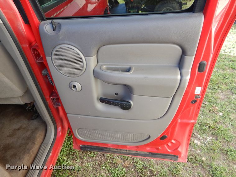 image for item FI9929 2003 Dodge Ram 2500 Quad Cab flatbed pickup truck