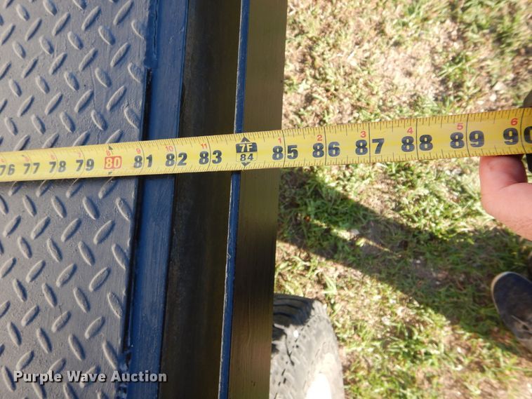 image for item FI9929 2003 Dodge Ram 2500 Quad Cab flatbed pickup truck