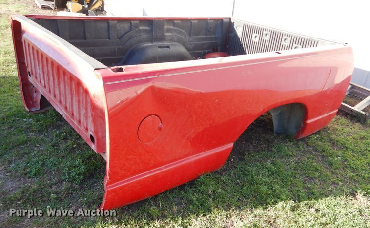 image for item FI9929 2003 Dodge Ram 2500 Quad Cab flatbed pickup truck