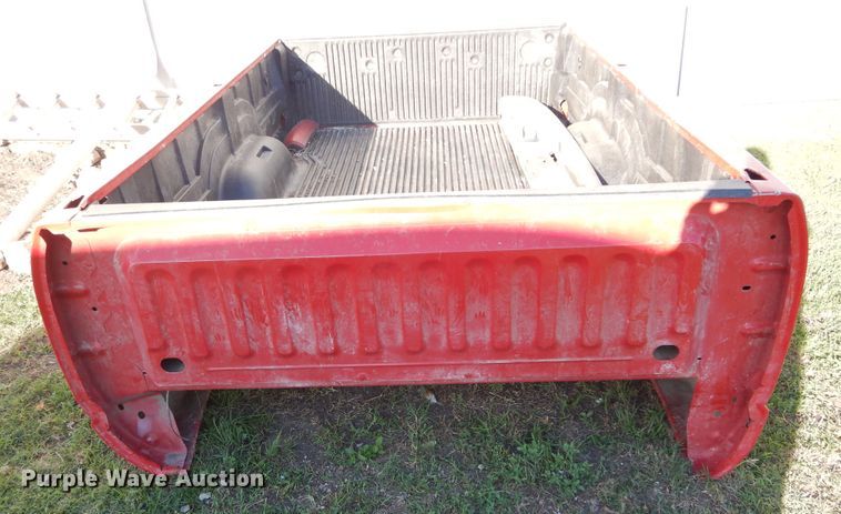 image for item FI9929 2003 Dodge Ram 2500 Quad Cab flatbed pickup truck