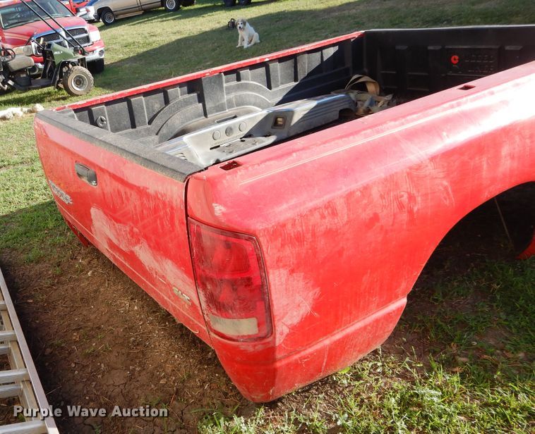 image for item FI9929 2003 Dodge Ram 2500 Quad Cab flatbed pickup truck