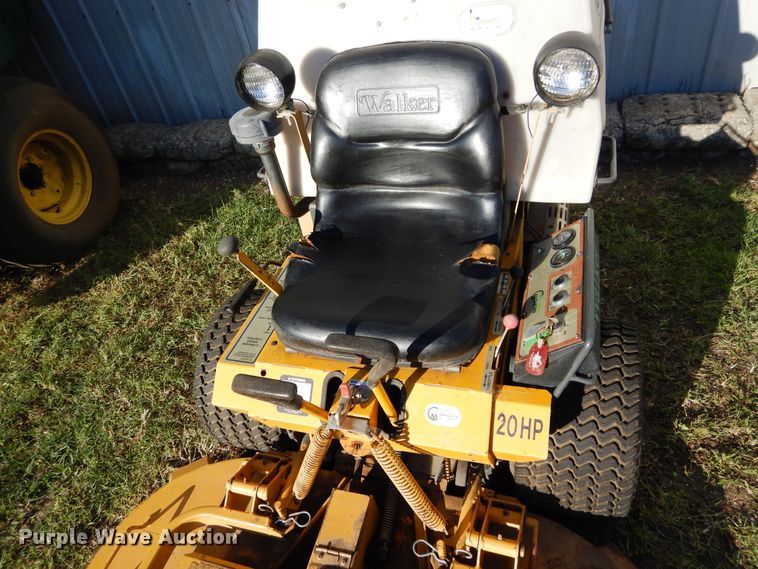 image for item FI9933 Walker MTGHS ZTR lawn mower