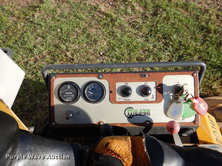 image for item FI9933 Walker MTGHS ZTR lawn mower