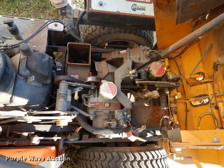 image for item FI9933 Walker MTGHS ZTR lawn mower