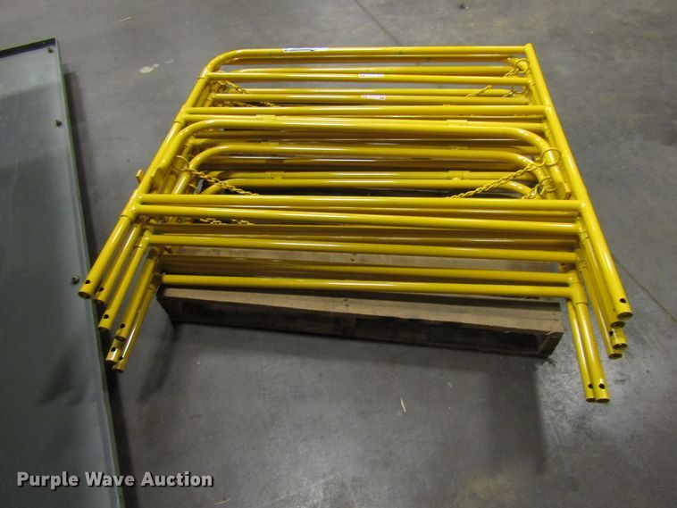 image for item FJ9690 (3) manhole gates