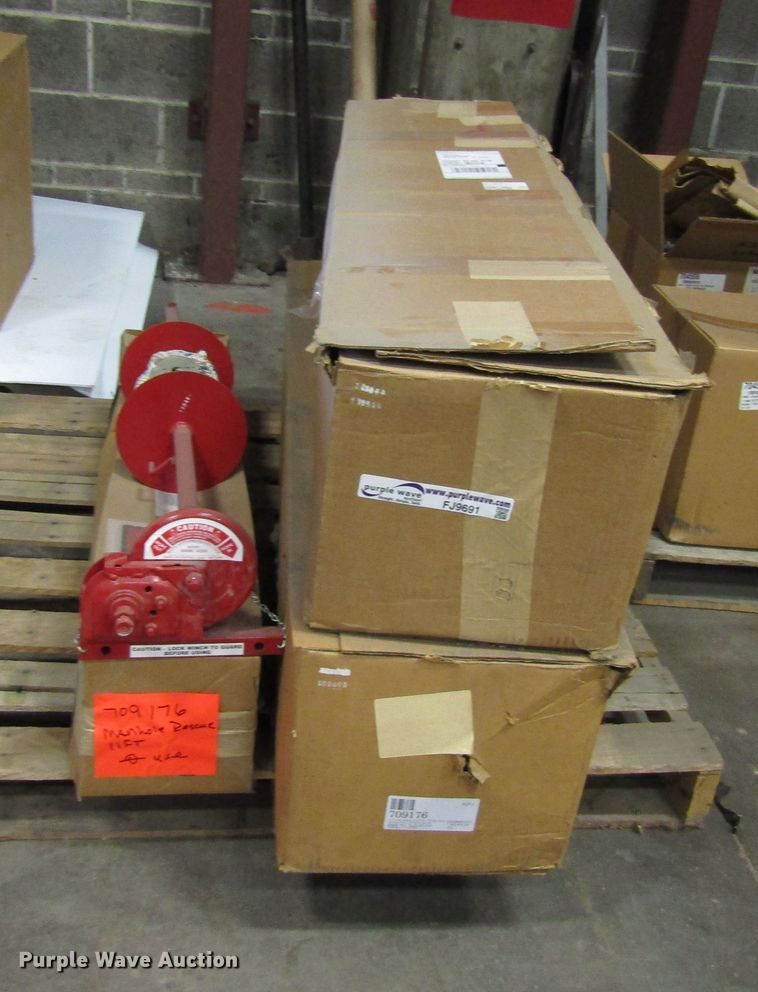 image for item FJ9691 (3) manhole rescue lifts