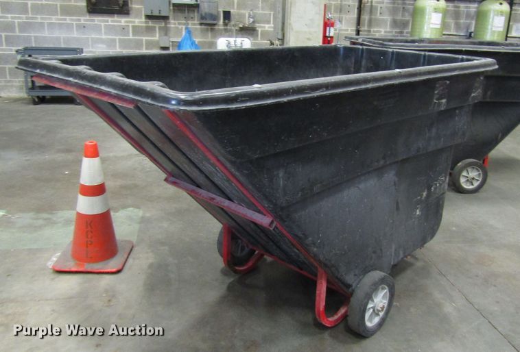 image for item FJ9692 (3) Rubbermaid dump carts
