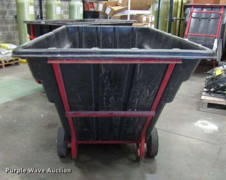 image for item FJ9692 (3) Rubbermaid dump carts