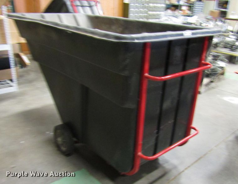 image for item FJ9692 (3) Rubbermaid dump carts