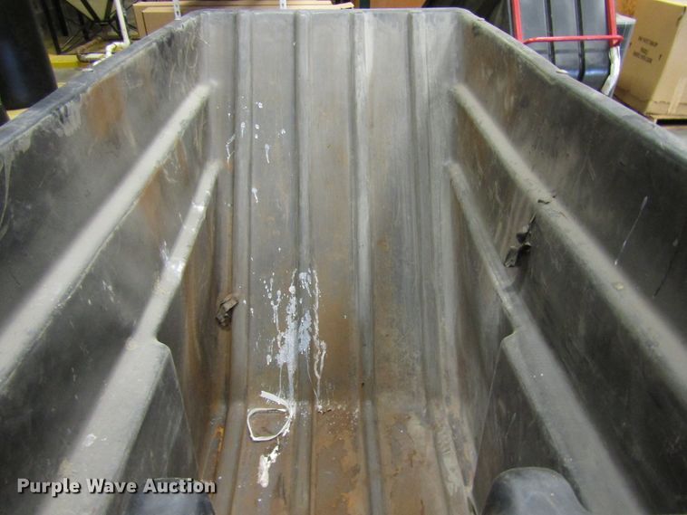 image for item FJ9692 (3) Rubbermaid dump carts