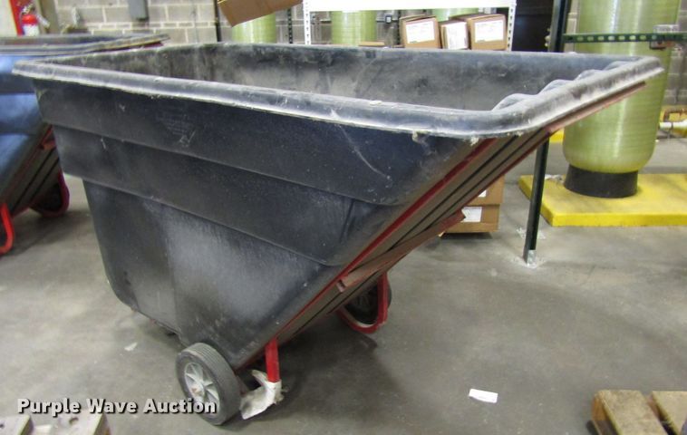 image for item FJ9692 (3) Rubbermaid dump carts