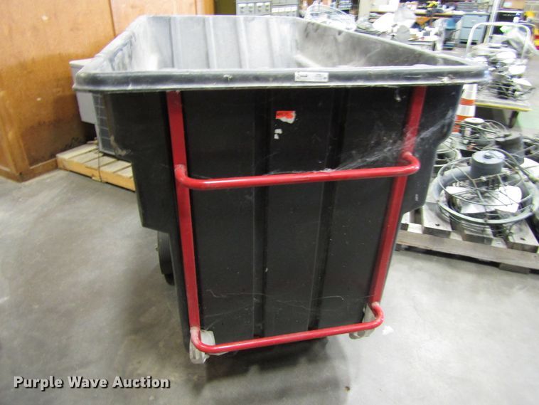 image for item FJ9692 (3) Rubbermaid dump carts
