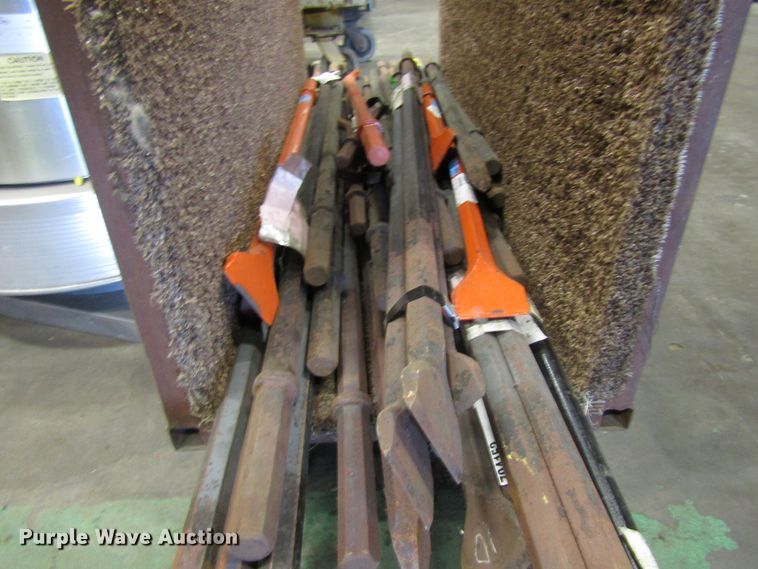 image for item FJ9693 Concrete chisels