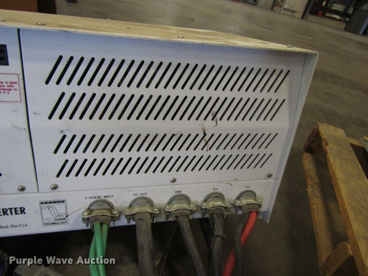 image for item FJ9697 (2) TA Dynamic inverters