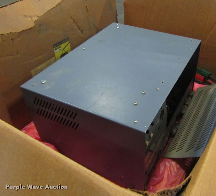 image for item FJ9697 (2) TA Dynamic inverters