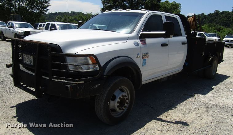 image for item FJ9711 2012 Dodge Ram 5500 Crew Cab flatbed truck