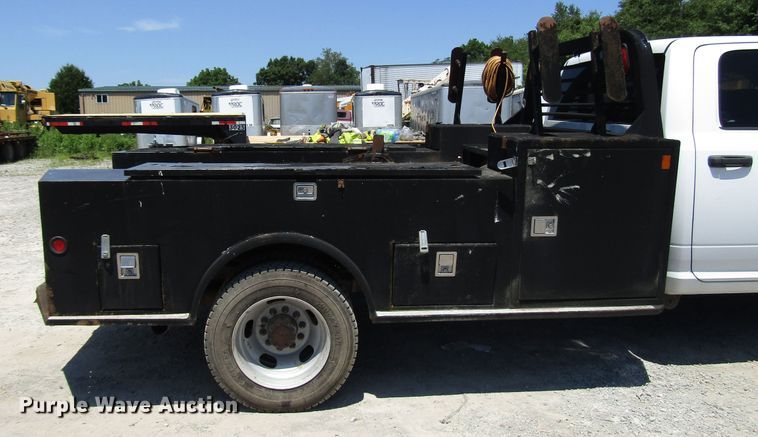 image for item FJ9711 2012 Dodge Ram 5500 Crew Cab flatbed truck